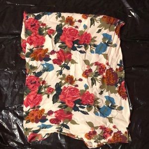 3/$9 Floral Scarf Bundle!